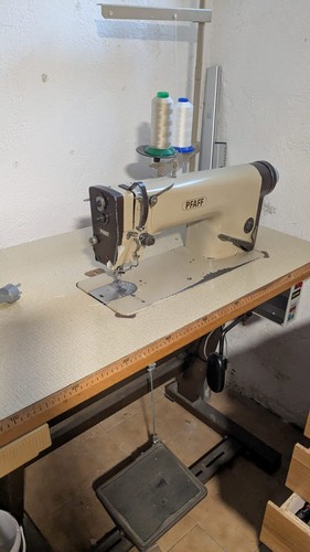 Macchina cucire industriale - macchina,